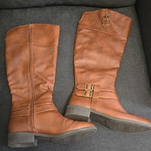 American Eagle Brown Boots